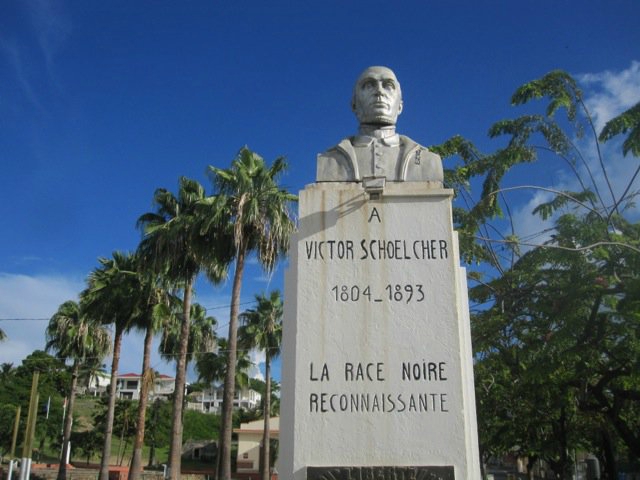 Statue Victor Schoelcher